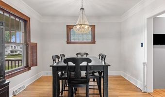 1052 Parkside Dr, Alliance, OH 44601