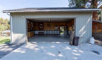 20087 Beaver Ln, Bend, OR 97703