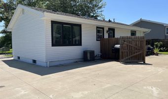 3 G Ave W, Albia, IA 52531