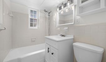 1311 N ODE St 635, Arlington, VA 22209