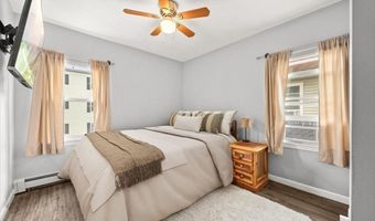 35 Hazel St B, Attleboro, MA 02703