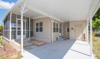 900 Laurel Cir, Barefoot Bay, FL 32976