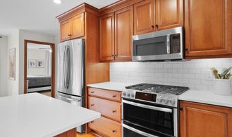 7922 Pine Edge Ct SE, Alto, MI 49302