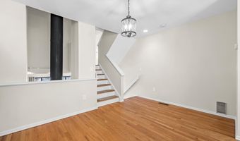 33 Eagle Rock Hl 33, Bethel, CT 06801