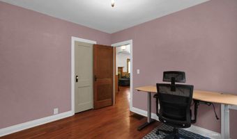 165 Grosvenor St, Athens, OH 45701