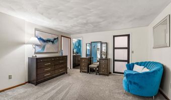 301 N Amherst Rd, Bedford, NH 03110