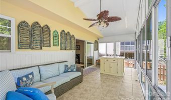 27 Sunview Cir, Arden, NC 28704
