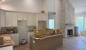 9009 Stonewall Rd, Appomattox, VA 24522