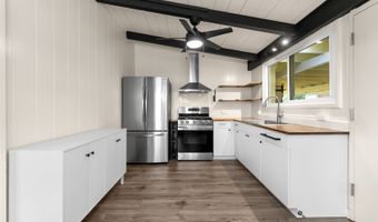 1341 Akaiki St, Kailua, HI 96734