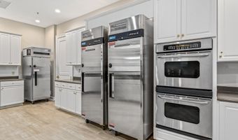 20515 LITTLE CREEK Ter 101, Ashburn, VA 20147
