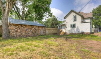 109 N Main St, Alba, MO 64830