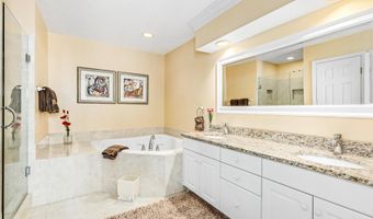 2406 GRETTER Pl, Alexandria, VA 22311
