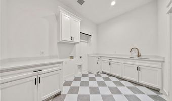 808 Dog Wood Rd, Weatherford, TX 76085
