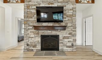 1194 DEATS Dr, Dover, DE 19904