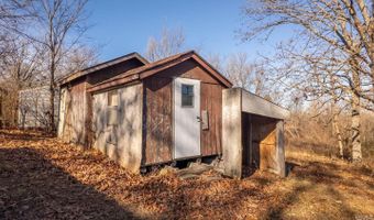 951 AA Hwy, Alton, MO 65606