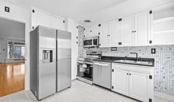 2420 I St NW, Washington, DC 20037