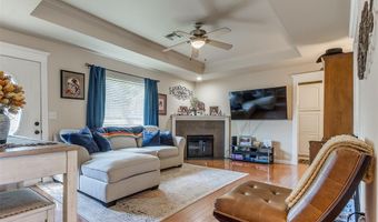 10720 NE 10th St, Midwest City, OK 73130