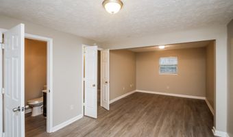 1817 Crescent Hl, Acworth, GA 30102