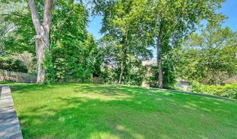 315 Waverley St, Belmont, MA 02478