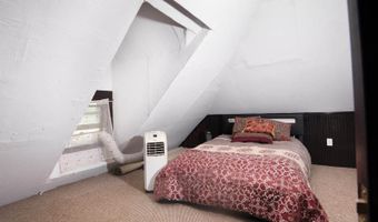 18 Hudson St, Bangor, ME 04401