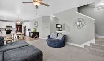 1404 Timberview Dr, Adel, IA 50003