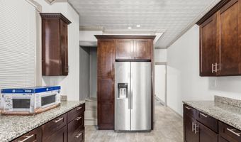 2913 E BALTIMORE St, Baltimore, MD 21224