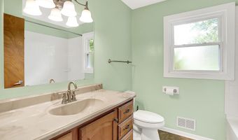 1914 S Avon Ave, Avon, IN 46123