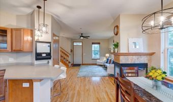 30 S Gardens Way, Fitchburg, WI 53711