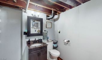 1350 W Vine St, Alliance, OH 44601
