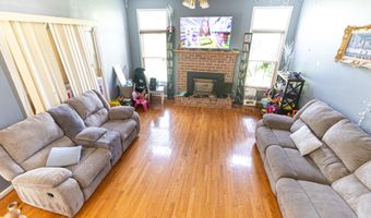 11714 HEARTWOOD Dr, Beltsville, MD 20705