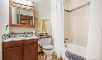 2516 S Cimarron St, Aurora, CO 80014
