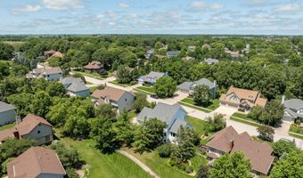3124 Greenwood Rd, Ames, IA 50014