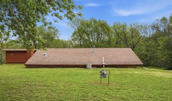 757 N Hanover St, Auburn, KS 66402
