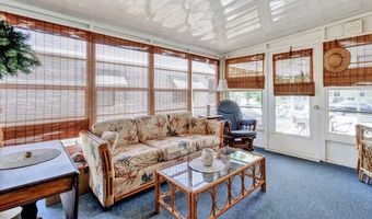 449 Egret Cir, Barefoot Bay, FL 32976