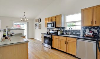 1906 Spring Beauty Dr, Avon, IN 46123