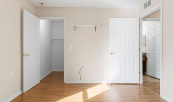 800 STOCKS St, Atlantic Beach, FL 32233