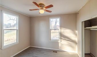 5723 Trego Rd, Atchison, KS 66002