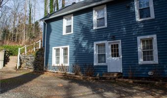 6 W Main St, Chester, CT 06412