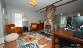 1712 Umstead St, Charlotte, NC 28205