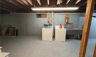 48 Pocasset Ave, Cumberland, RI 02864