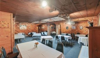 170 Franklin St, Bristol, RI 02809