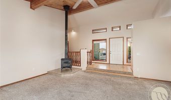 53 Circle T Ln, Absarokee, MT 59001