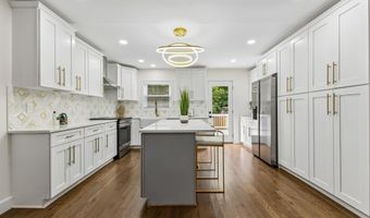 415 E MASON Ave, Alexandria, VA 22301