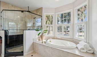 210 Old Plantation Dr W, Beaufort, SC 29907