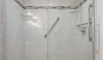 7401 WESTLAKE Ter 1210, Bethesda, MD 20817