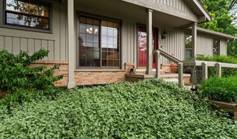 2202 Pine Grove Ct, Ann Arbor, MI 48103