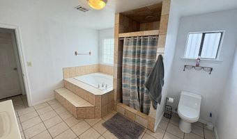 316 S Sixth St, Anthony, TX 79821