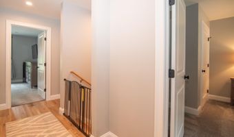 38 Sparrow Ln, Laconia, NH 03246