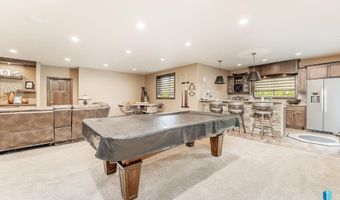 305 S Heritage Rd, Brandon, SD 57005