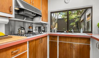 519 Cliff Dr, Aptos, CA 95003